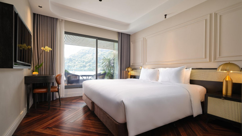 double-bed-for-the-junior-suite-6369dd6c6c2d7