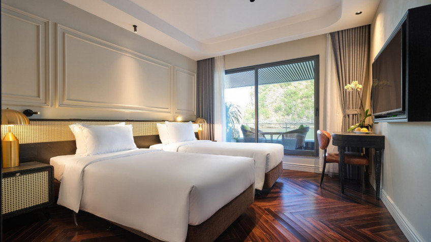 twin-bed-inside-junior-suite-6369dd7171c69